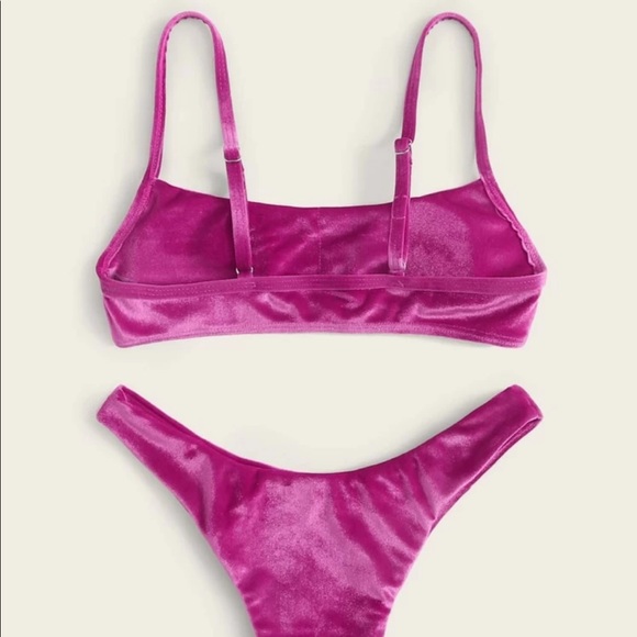 New cheeky velvet bikini - Picture 2 of 3